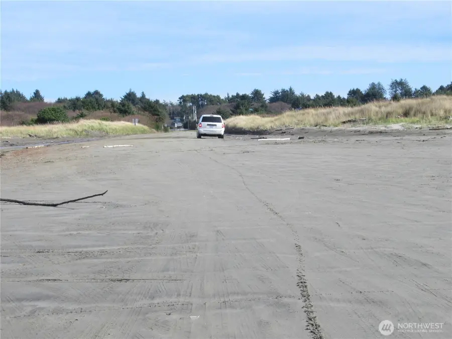 16 Driftwood Drive, Ocean Shores, WA 98569 - Image #3