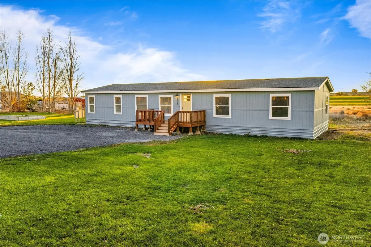 2326 NE Stoneridge Road, Moses Lake, WA 98837 - Image #1