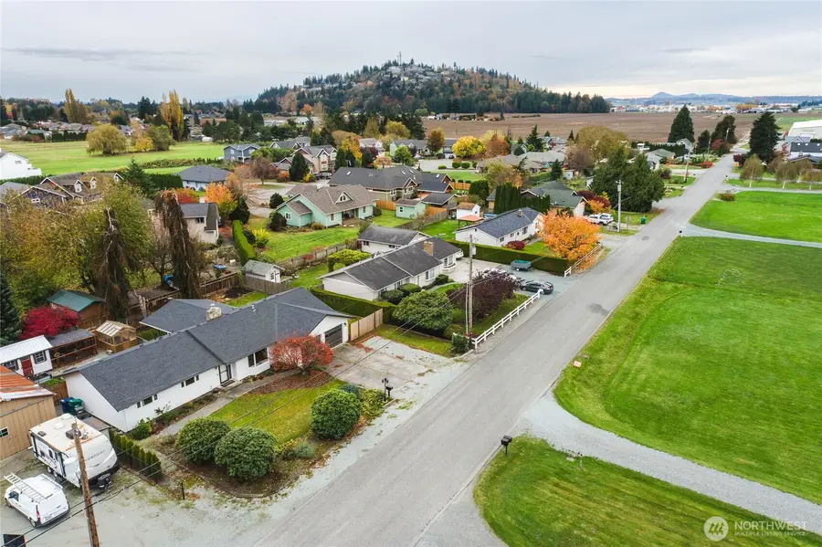 10634 Peter Anderson Road, Burlington, WA 98233 - Image #2