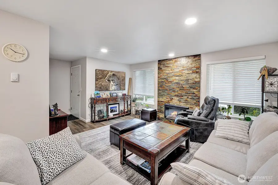 527 S 323rd Place #18c, Federal Way, WA 98003 - Image #3