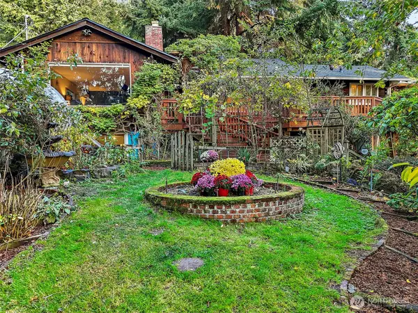 15226 26th Avenue Sw, Burien, WA 98166