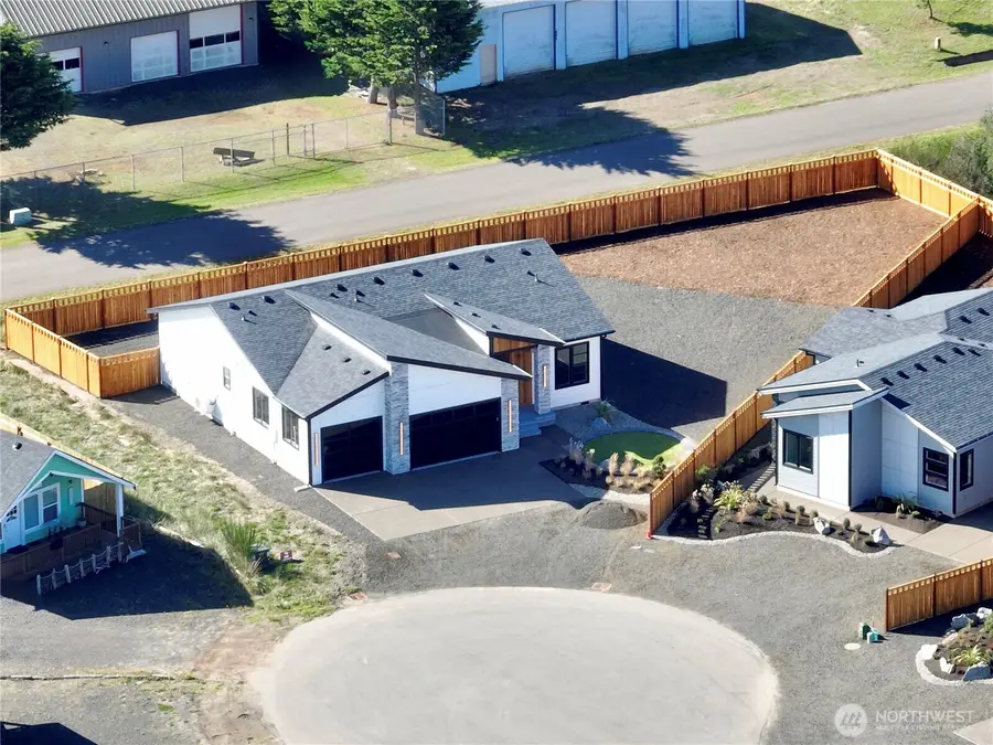998 Alida Court Se, Ocean Shores, WA 98569 - Image #3