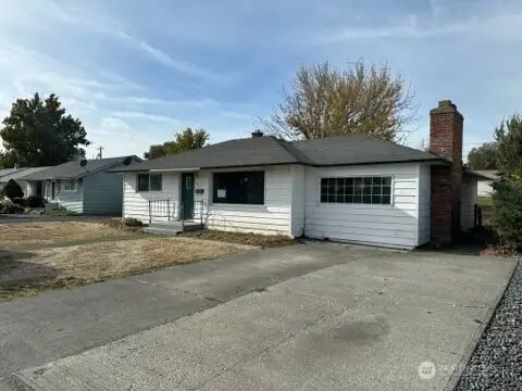 516 N Central Drive, Moses Lake, WA 98837 - Image #1