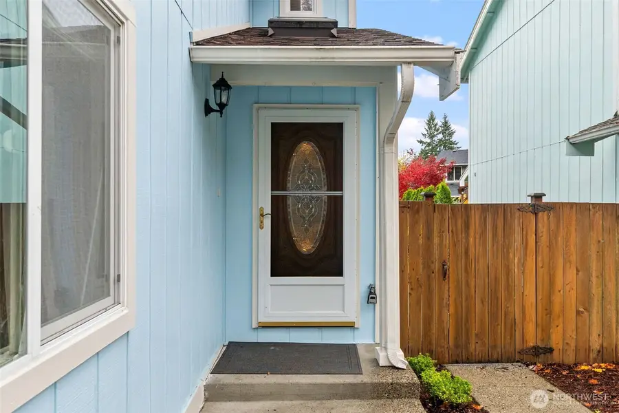 614 Malibu Drive Se, Lacey, WA 98503 - Image #2