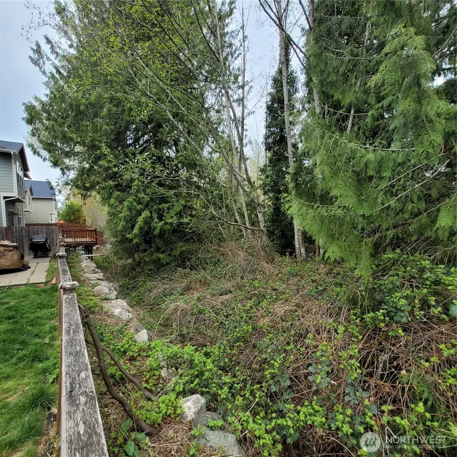 601 Jericho Avenue Ne, Renton, WA 98059 - Image #2