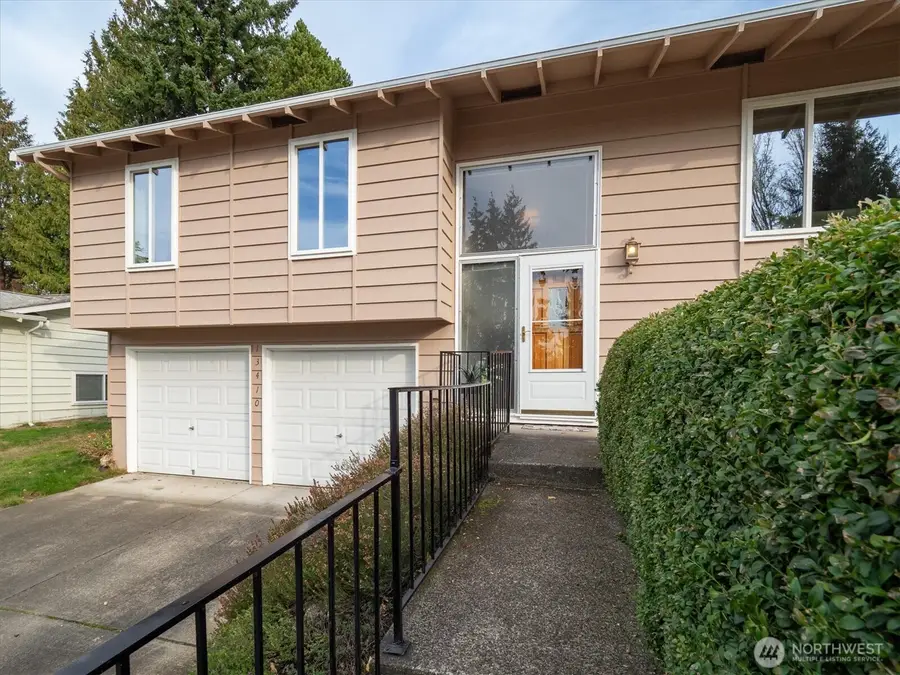 13410 115th Avenue Ne, Kirkland, WA 98034 - Image #2