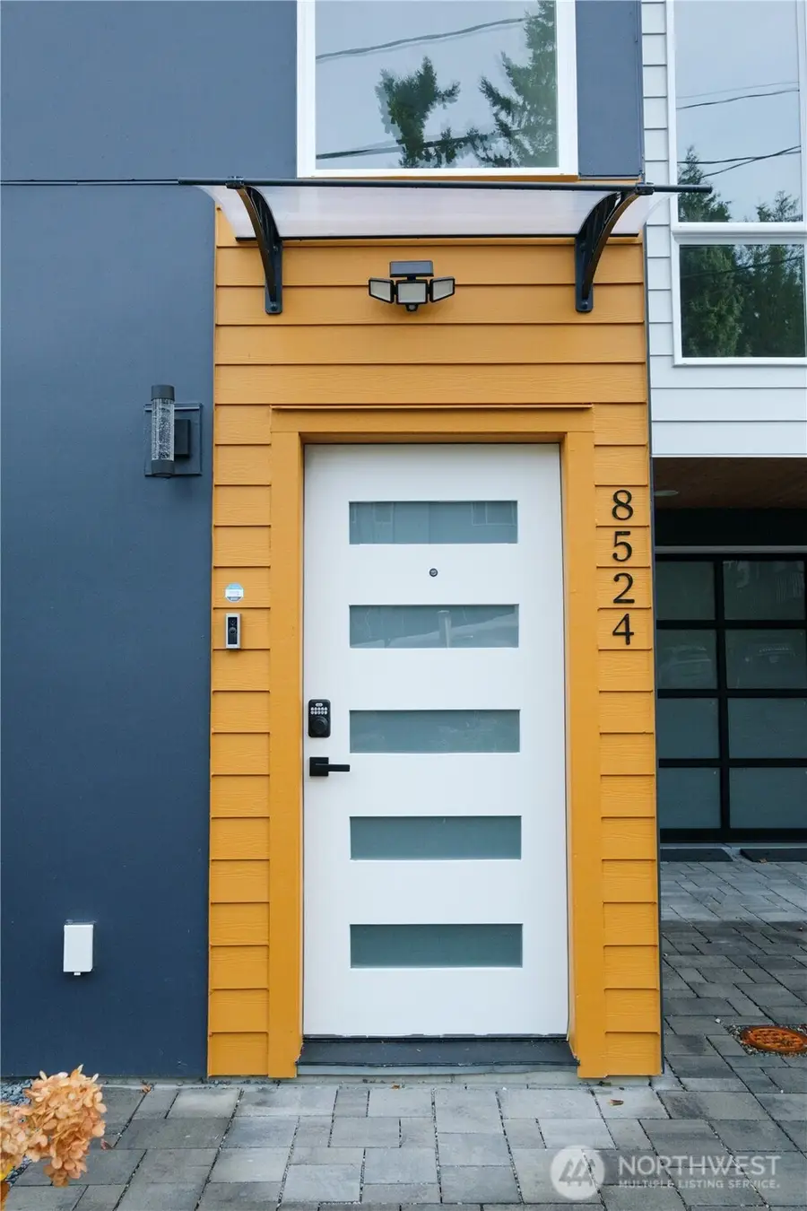 8524 23rd Avenue Ne, Seattle, WA 98115 - Image #2