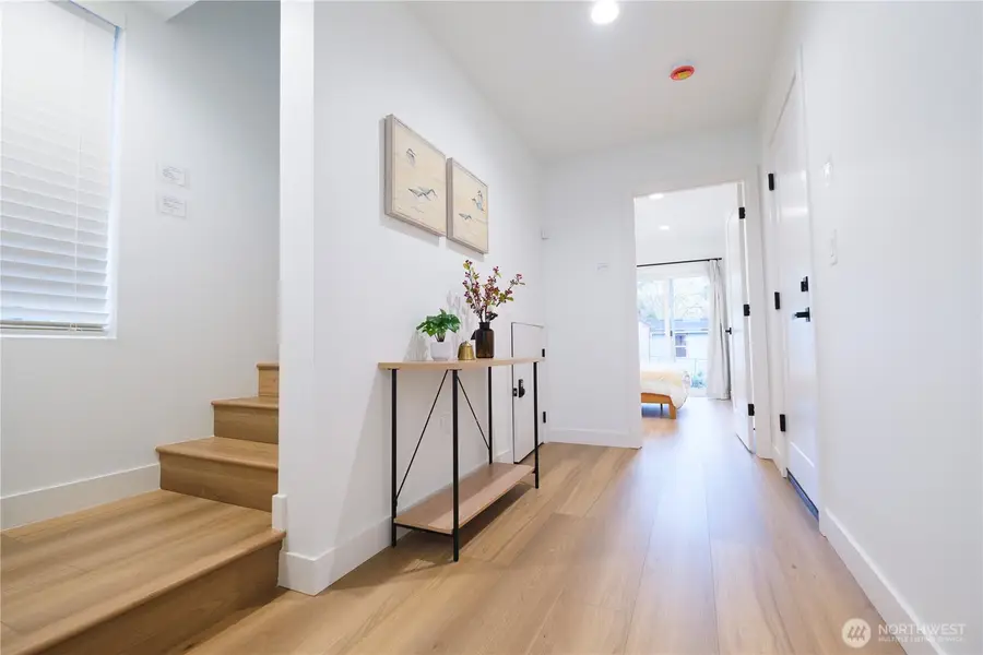 8524 23rd Avenue Ne, Seattle, WA 98115 - Image #3