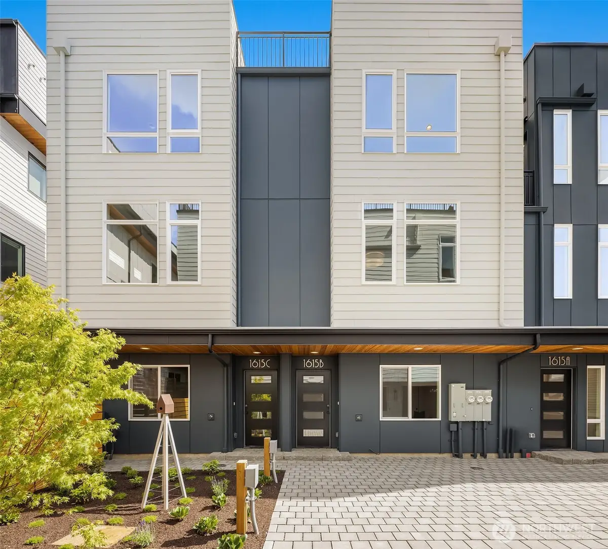1615 N 50th Street #C, Seattle, WA 98103 - Image #1