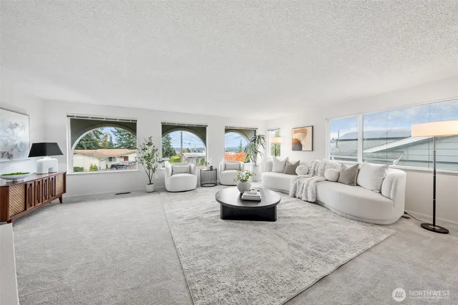 1825 N Lenore Drive, Tacoma, WA 98406 - Image #2