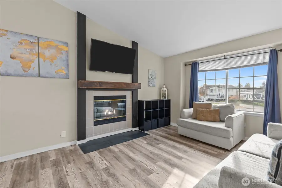 341 2nd Avenue Se, Pacific, WA 98047 - Image #2