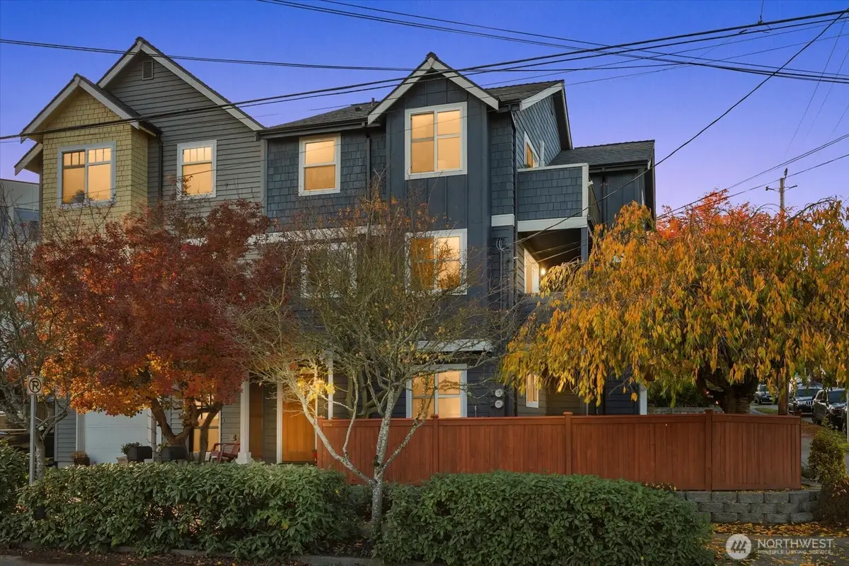 8383 31st Avenue Nw, Seattle, WA 98117 - Image #1