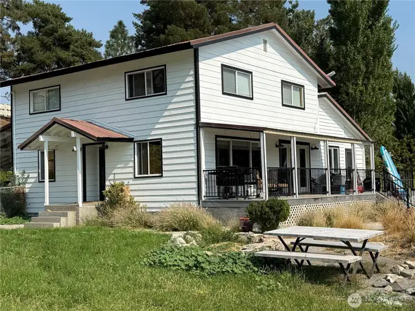 171 Sunset Drive W, Brewster, WA 98811