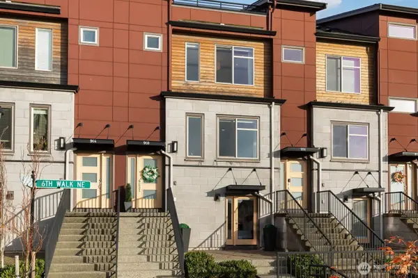 960 6th Walk Ne, Issaquah, WA 98029