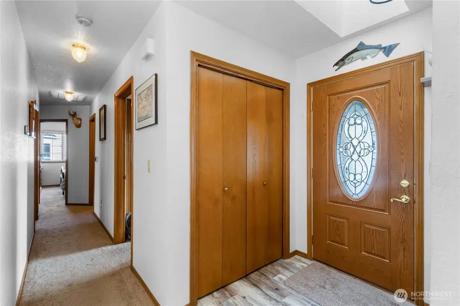 6112 Thornbury Court Se, Lacey, WA 98513 - Image #3