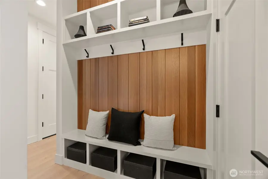 8013 131st Place Ne, Kirkland, WA 98033 - Image #3