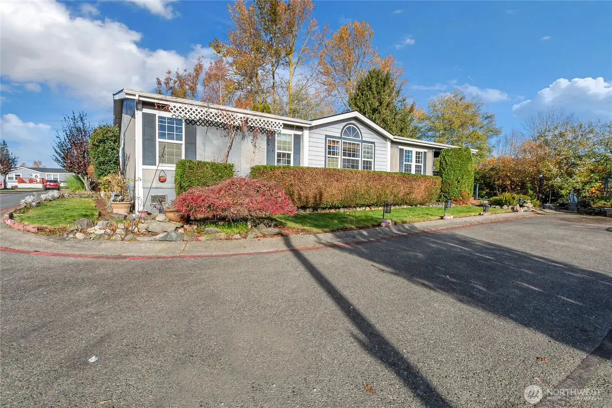 1091 Aspen Lane, Enumclaw, WA 98022 - Image #1