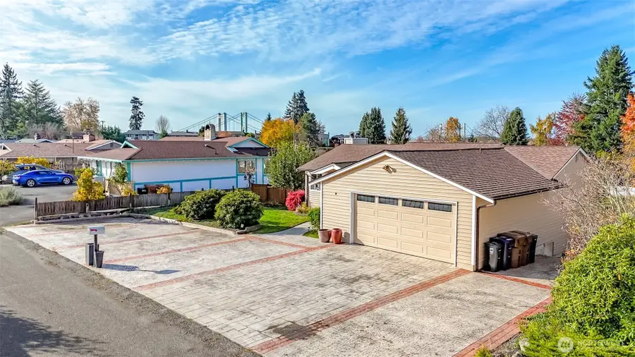 1747 N Narrows Drive, Tacoma, WA 98406 - Image #3