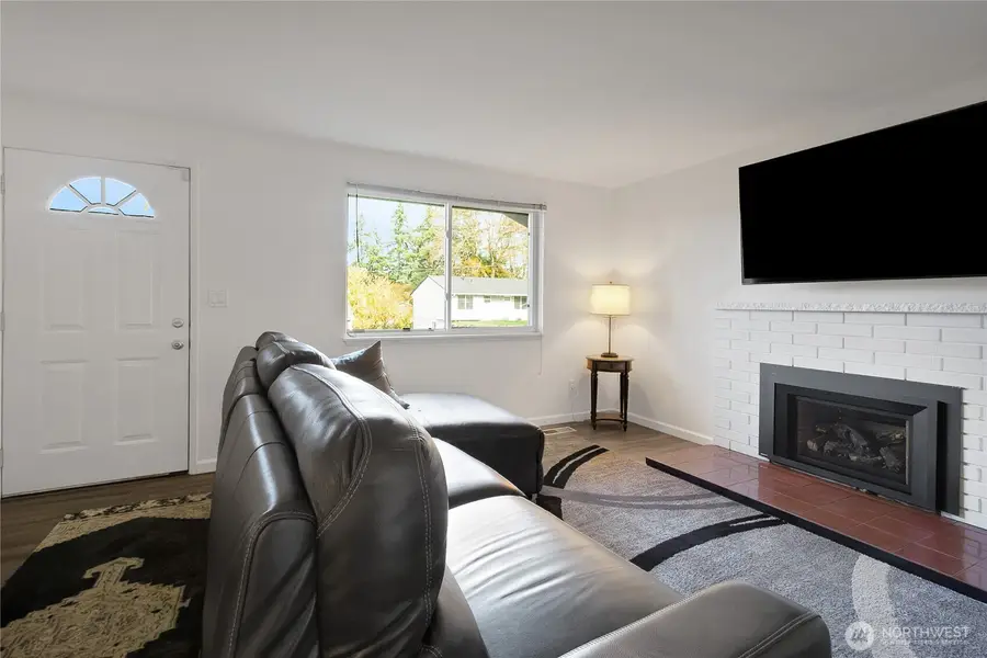 9126 Winona Street Sw, Lakewood, WA 98498 - Image #2