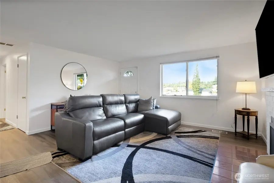 9126 Winona Street Sw, Lakewood, WA 98498 - Image #3