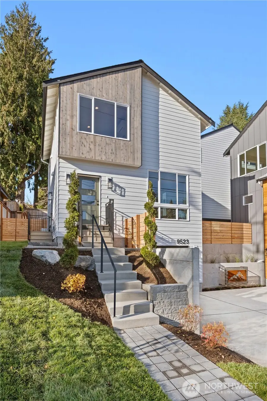 9523 15th Avenue Ne, Seattle, WA 98115 - Image #3