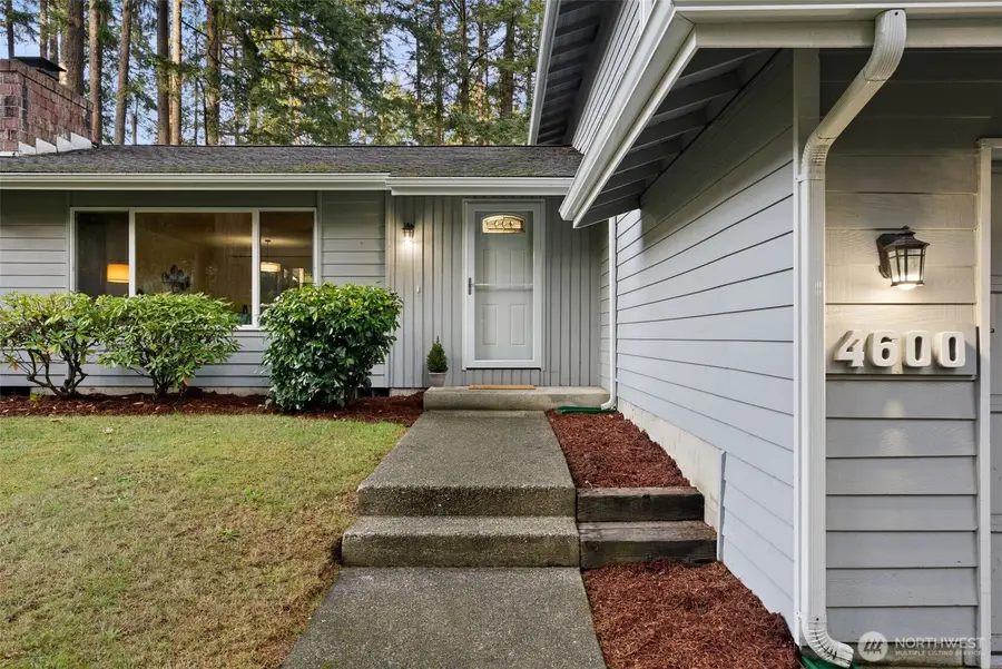4600 NW 82nd Street, Silverdale, WA 98383 - Image #3