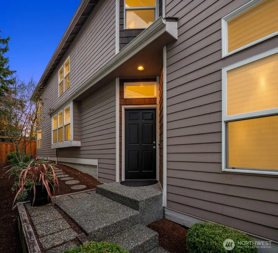 1430 32nd Avenue, Seattle, WA 98122 - Image #2