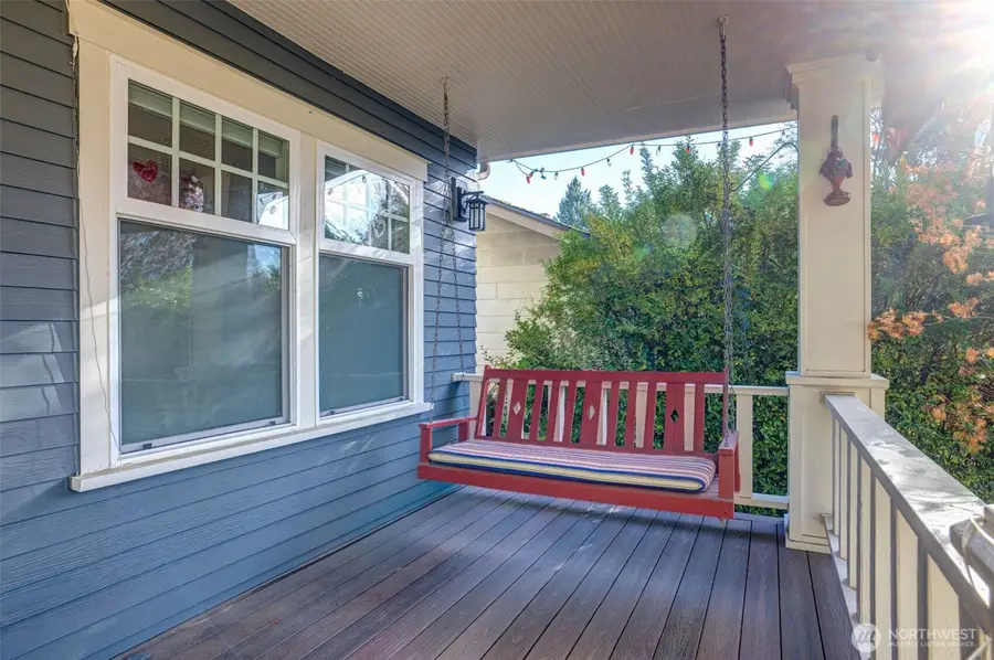 6016 44th Avenue Sw, Seattle, WA 98136 - Image #2