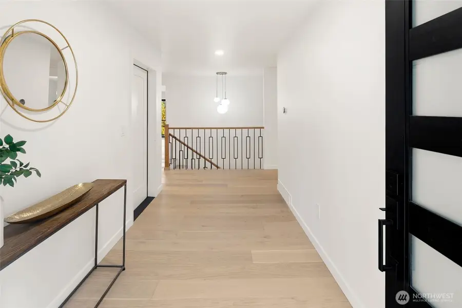 16040 36th Avenue Ne, Lake Forest Park, WA 98155 - Image #3