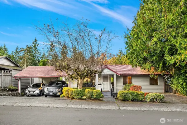 13113 80th Avenue Ne, Kirkland, WA 98034