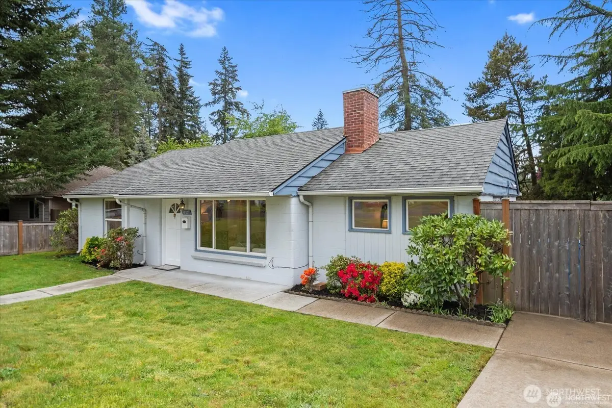 18031 9th Avenue Ne, Shoreline, WA 98155 - Image #1