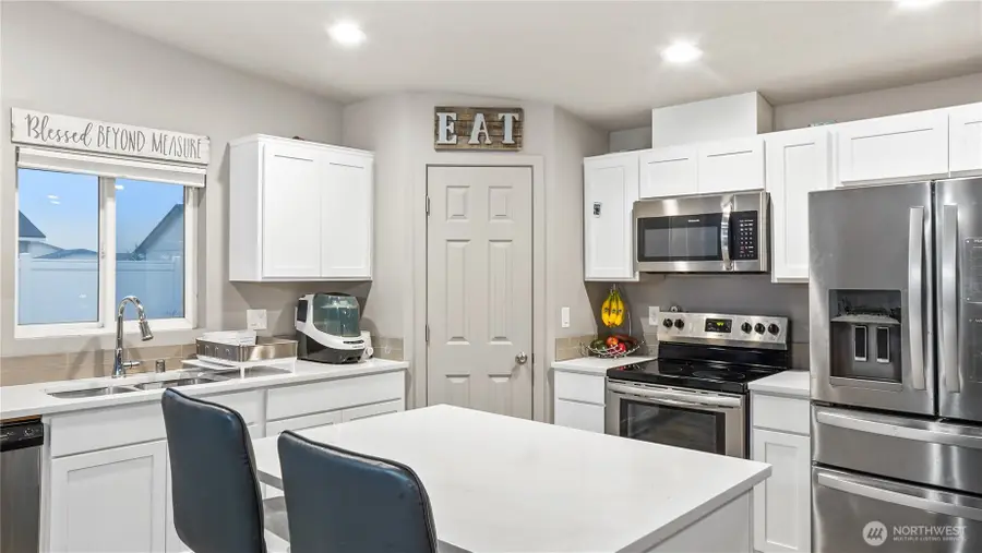 815 E Mt Adams Street, Othello, WA 99344 - Image #2