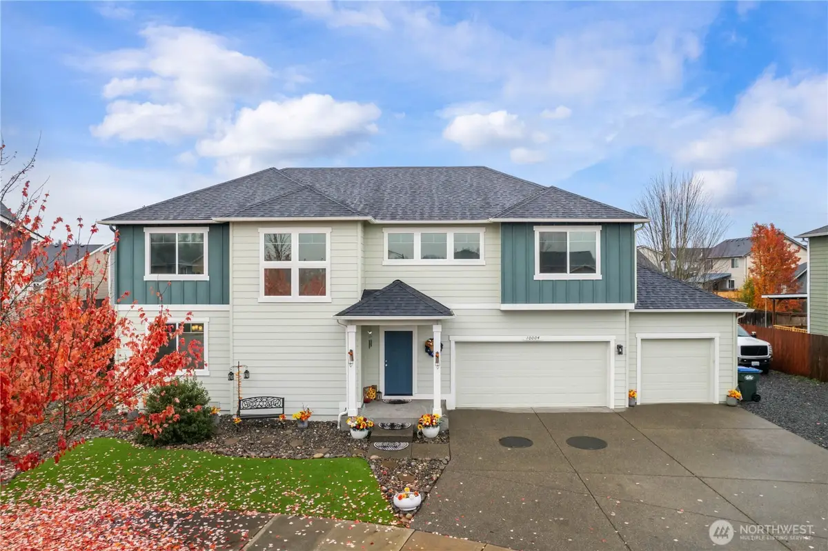10004 Greenbrier Court Se, Yelm, WA 98597 - Image #1