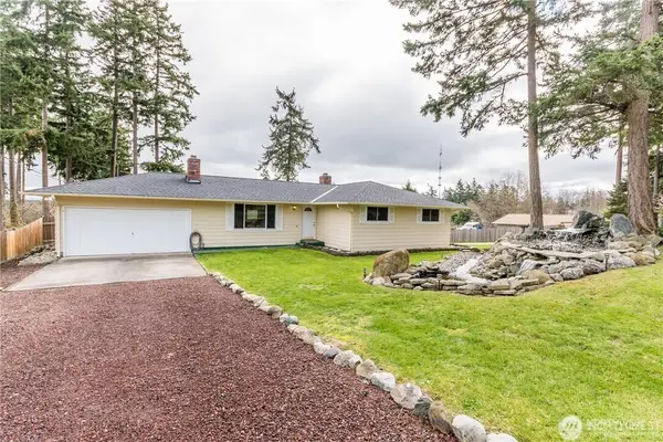 2492 Olympic Drive, Oak Harbor, WA 98277