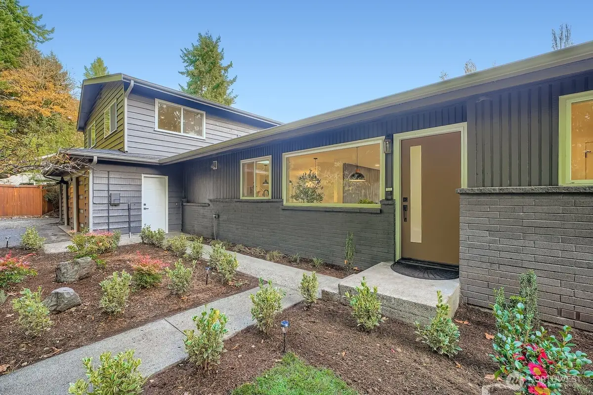 3320 NE 200th Court, Lake Forest Park, WA 98155 - Image #1