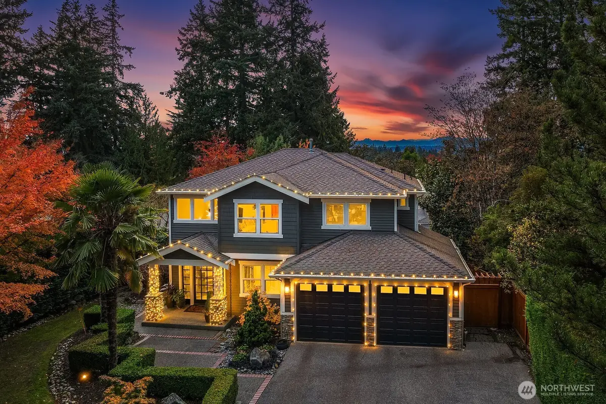 9647 Observation Drive, Kirkland, WA 98033 - Image #1