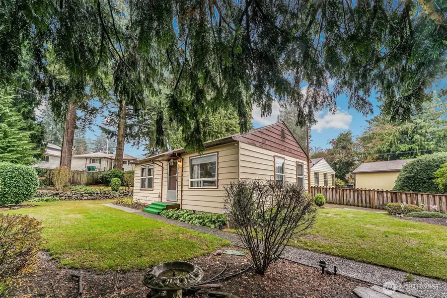 12642 74th Ave S, Seattle, WA 98178 - Image #2