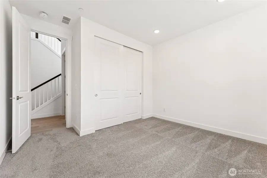 2207 Oak Court #8, Milton, WA 98354 - Image #2