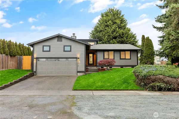 24218 11th Avenue S, Des Moines, WA 98198