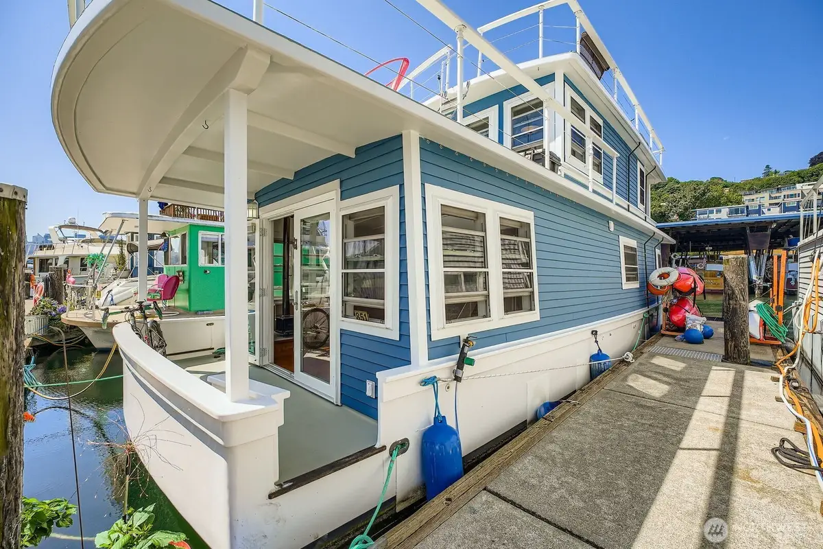 1900 Westlake Avenue N #B-20, Seattle, WA 98109 - Image #1