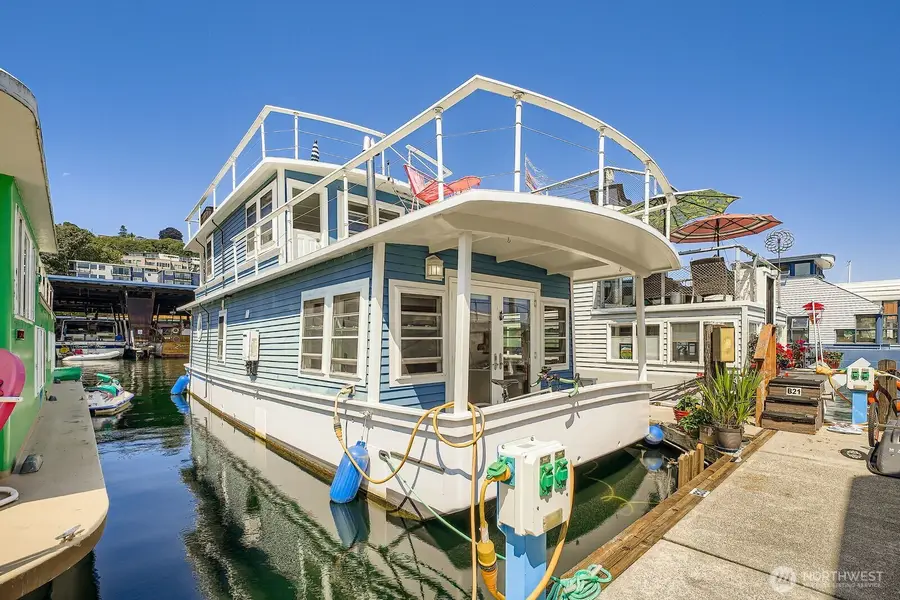 1900 Westlake Avenue N #B-20, Seattle, WA 98109 - Image #2