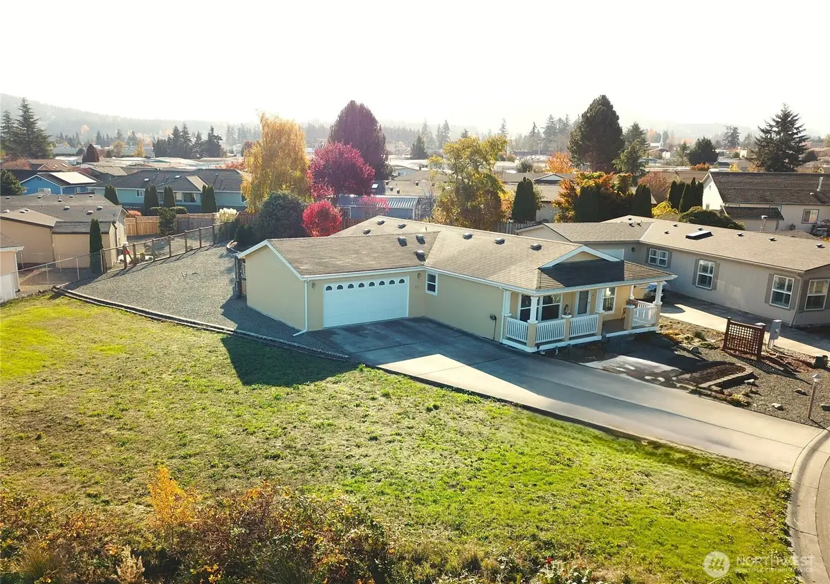 747 W Heritage Loop, Sequim, WA 98382 - Image #1