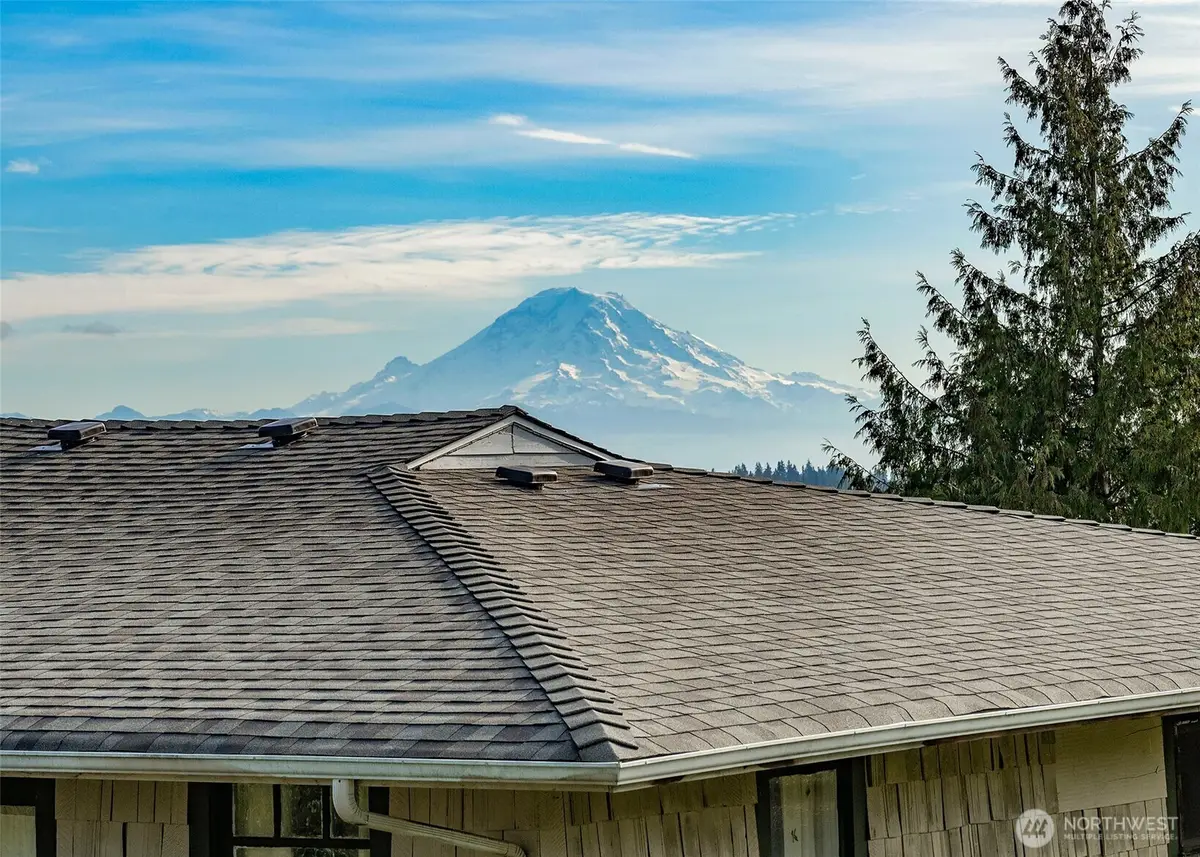 705 208th Street, Des Moines, WA 98198 - Image #1