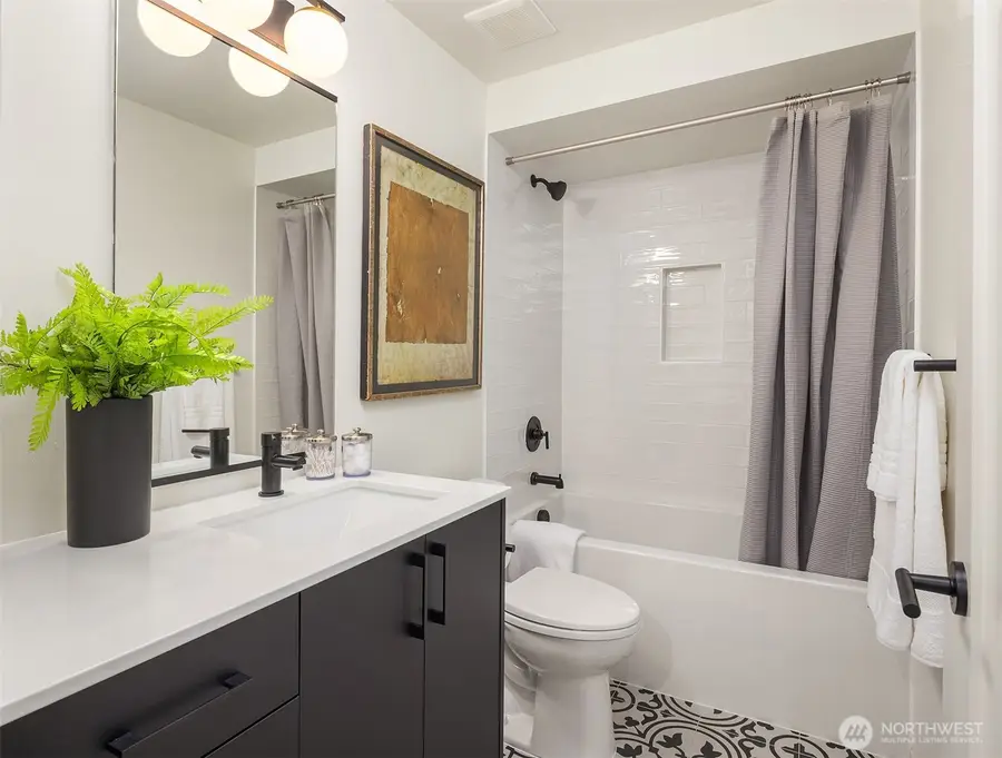 1723 NW 63rd Street, Seattle, WA 98107 - Image #3