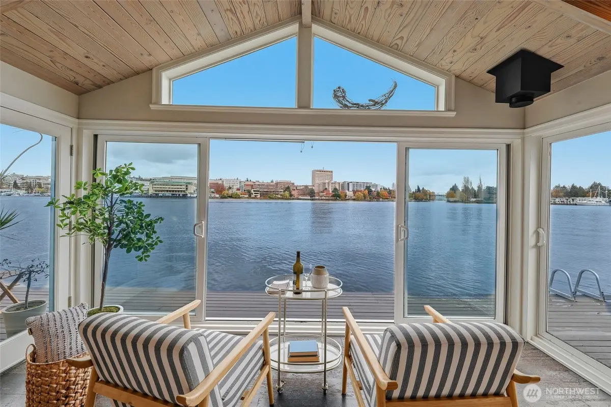 1212 E Shelby #5, Seattle, WA 98102 - Image #1