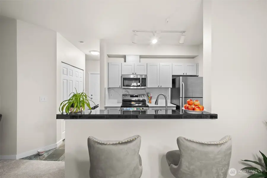 801 N Rainer #E324, Renton, WA 98057 - Image #3