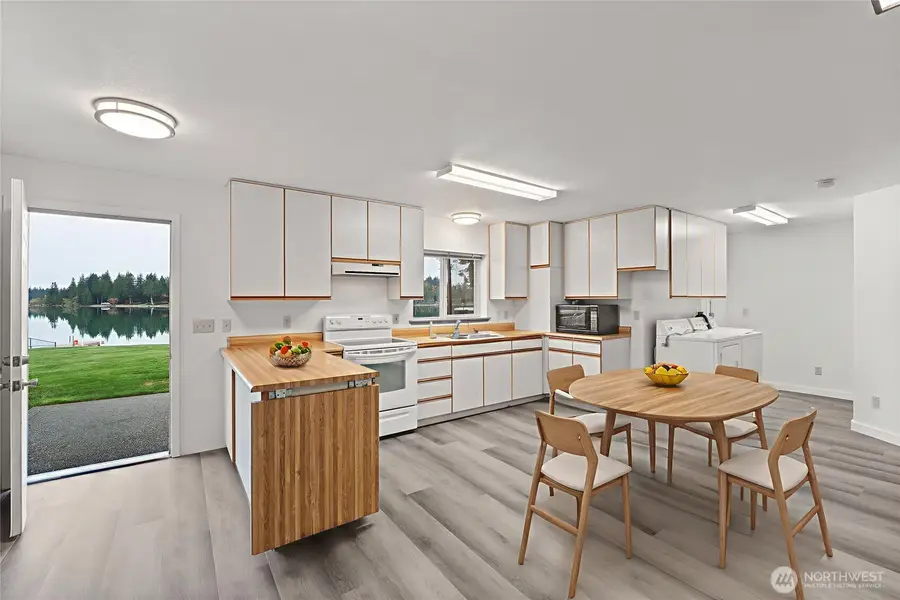 4904 N Island Drive, Bonney Lake, WA 98391 - Image #2