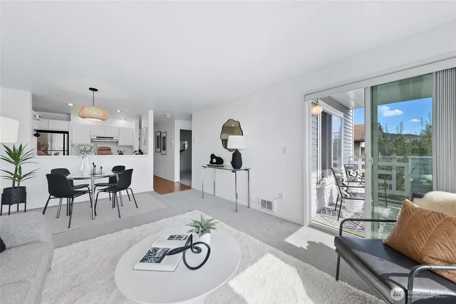 2642 NW 59th Street #301, Seattle, WA 98107 - Image #2