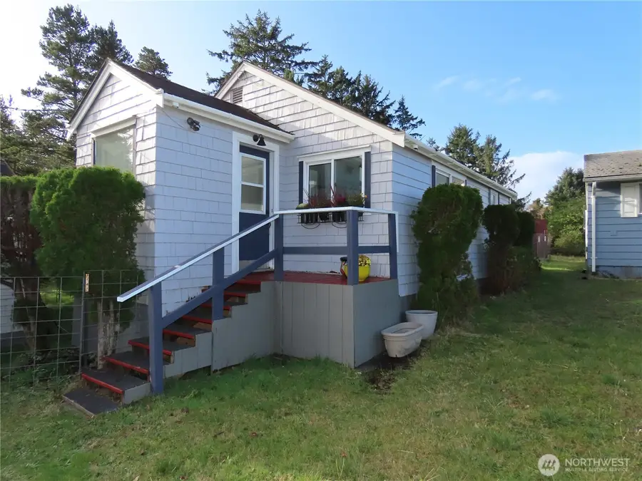 1021 S Forrest Street, Westport, WA 98595 - Image #3