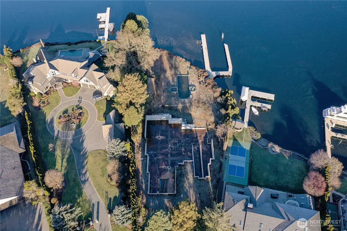 96 Cascade Ky, Bellevue, WA 98006 - Image #1